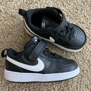 Toddler Kids Nike Court Shoes Sneakers Size 7